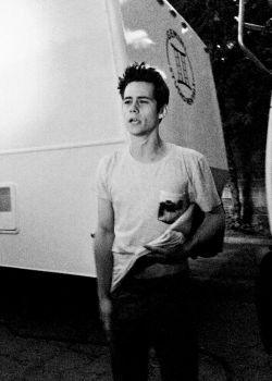 adi-nt:  Dylan O’Brien on the Teen Wolf set (x) 