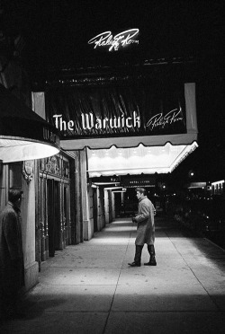 itsnowornever1950:  Elvis at the Warwick Hotel in New York,