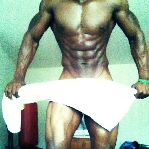 essfitcee:  Joshua Kea  