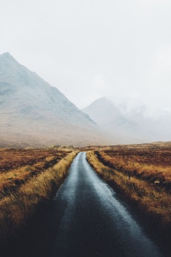 alecsgrg:  Glen Etive | ( by Daniel Casson )  