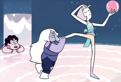 Steven looks so offended when Pearl kicks Amethyst in the face.