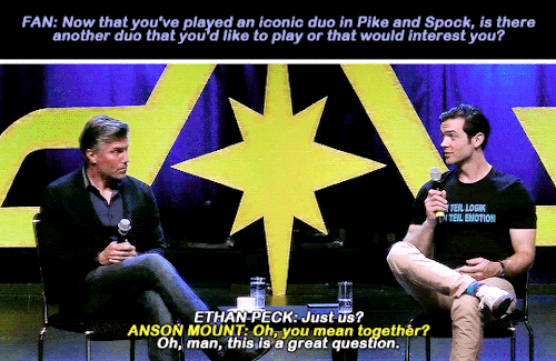ansonmountdaily:Anson Mount and Ethan Peck at their Fedcon panel