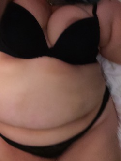 hoveringsecrets:  He told me my belly was beautiful.   He undressed