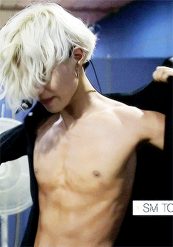 pervingonkpop:Just keep taking it in, y’all, it’s the Taemin