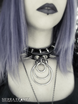 sail0r-sadist:  Custom Leather Choker created by Brenna Paige