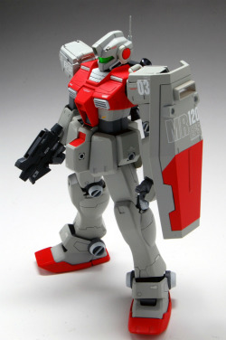 mechaddiction:  RGM-79 GM LATER TYPE #mecha – https://www.pinterest.com/pin/556827941411694826/