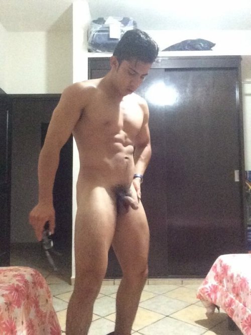 penesricosii:  jojutlagay:  Colaboración | Roberto de Cuernavaca, Mor.  Rico