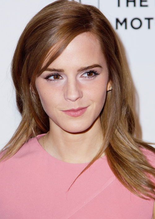 dailyemmawatson101:Such a beauty. via /r/EmmaWatson https://ift.tt/3evpRxp