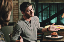 winchesterboysss:  28/endless pictures of dean I’m nesting.