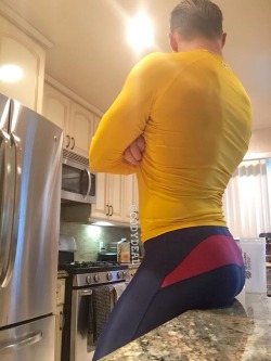 bigkimsprettyboyblog:  Even his ass is beautiful! 😍 @CodyDeal