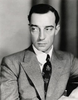 summers-in-sunnydale:  Buster Keaton, c.1930 