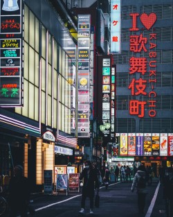 takashiyasui:Kabukicho, Shinjuku