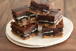 fullcravings:  Slutty Brownies