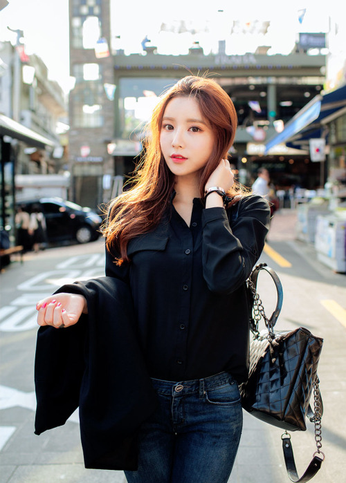 korean-dreams-girls:  JungYeon - October 02, 2014Â 1st Set