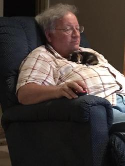 awwww-cute:  My dad has never had a cat but loves mine when he