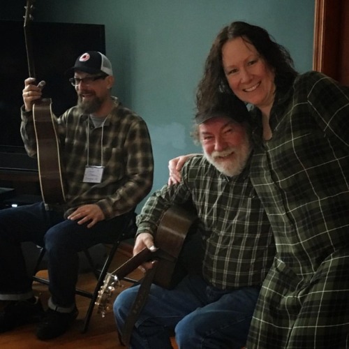 <p>Happy St. Patrick’s Day from me, Wayne Henderson, and our camper David who was also cool enough to wear green plaid. #stpatricksday #nashvilleflatpickcamp #hendersonguitars #martinguitar #nashville #drivingthesnakesoutofflatpickcamp  (at Fiddlestar)</p>