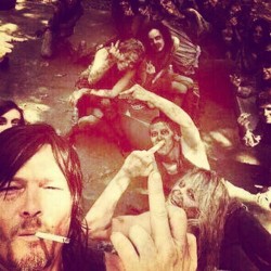 bigbaldhead:  Doin Q and A tonight with #WalkingDead for the