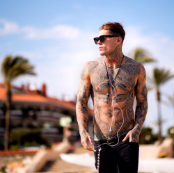 asifthisisme:  Stephen James   www.instagram.com/whoiselijah