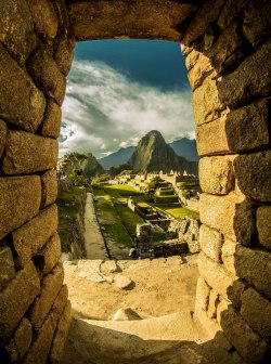 frattaglia:  Macchu Picchu - Cusco, Perú Photo by Xaviera Jaras