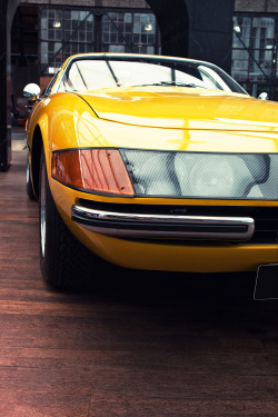 sssz-photo:     Ferrari 365 GTS/4 Daytona Spider  