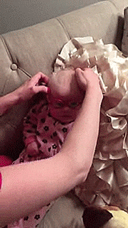 thenatsdorf:  Baby sees mom clearly for the first time. [video]