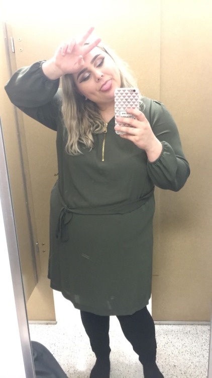 spaceystoner:  so i normally donâ€™t post pictures of my whole body bc iâ€™m not as body posi as i want everyone to believe that i am. but i bought this dress the other day, for the first time in like 3 years i fell in love with a dress and was like idc