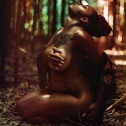 luvisblack:  #LuvIsBlack #TimelineQueen #BeautifulBlackWoman
