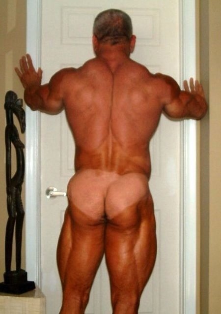 pecbiter:  Chris Filippelli Daddy I’d like to fuck, and want for Christmas.  