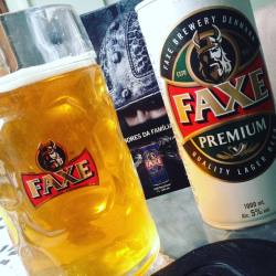 joaismccloud:  FAXE… Cerveja 100% de héteros! #faxe #cerveja