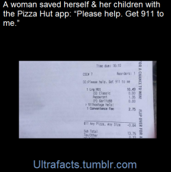 paperanomaly:  ultrafacts:    A Florida woman used the comments