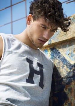 homme–models:  Mariano Ontanon for Men’s Health Spainph.