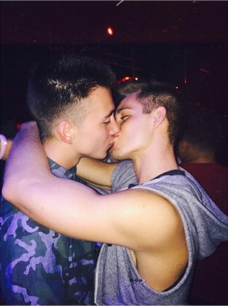 Cute Gay Couples