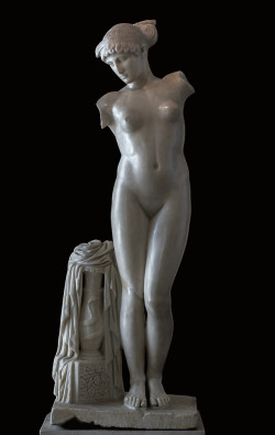 theancientwayoflife:  ~ Esquiline Venus. Date: The Age of Hadrian