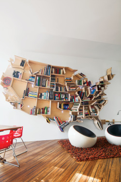 mapsontheweb:  Bookshelf in the shape of the USA built  by Russian-born
