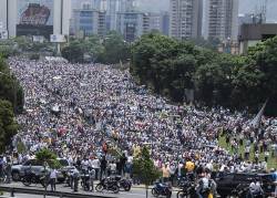 micdotcom: 14 photos from Venezuela’s massive anti-Maduro protests