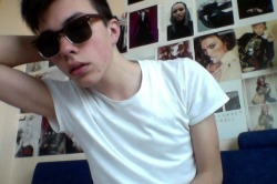 seductivepaleboys:  INSTAGRAM @METHHOE