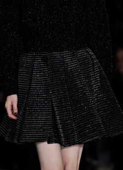 darkclothes:  silverscents: Jill Stuart F/W 2013  black clothes