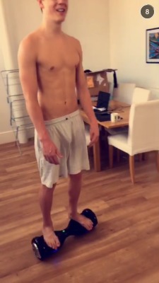 male-celebs-naked:  Caspar Lee on snapchat!