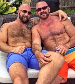 bearweek365:  🐻👬🐻 Boyfriends via @expect.the.best ❌❌❌Want