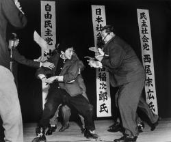 historicaltimes: Assassination of Japan Socialist Inejiro Asanuma