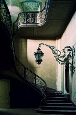 bluepueblo: Lantern Stairway, Provence, France photo via elisabetta