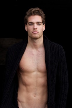 jonashoncho:    Antoine Gariepy  