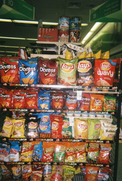 kimjays:  its-illmatic:  I’m addicted to hot fries  Are hot