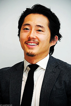 hartsbeating-archived: Steven Yeun at ‘The Walking Dead’