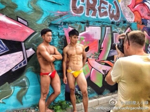 bbbtm13:  Hot guys in sexy trunks on the street, by West Phillips  Reblog & follow me for more surprise!