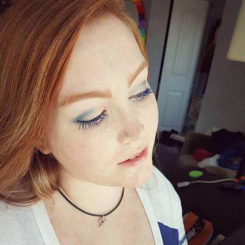 shootdontspeak:Today is the Oilers’ first playoff game IN OVER 10 YEARS. Stoked does not even begin to describe how I feel. (So I did my makeup to celebrate.)