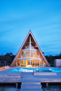 thelavishsociety:  A-Frame by Bromley Caldari Architects   |