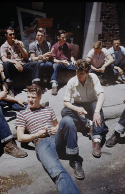 1950sunlimited:  Teens, 1950s Teenage boys wearing the style
