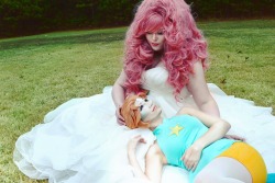 a-smile-and-a-song-cosplay:Pearl: Me ☆ Rose Quartz: Ann Michelle