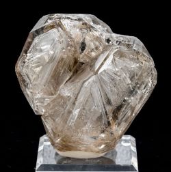 bijoux-et-mineraux:  Herkimer “Diamond” Skeletal Quartz specimen